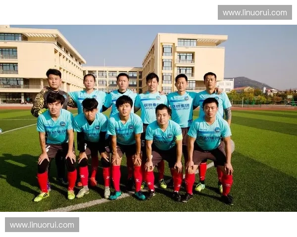 香港明星足球队再聚绿茵携手演绎体育与娱乐激情盛宴